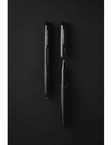 Pininfarina PF TWO Black roller | Agold