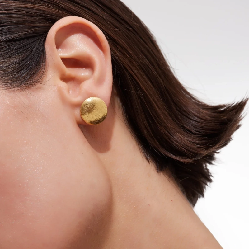 Victoria Cruz Orecchini a sfera in argento | Agold