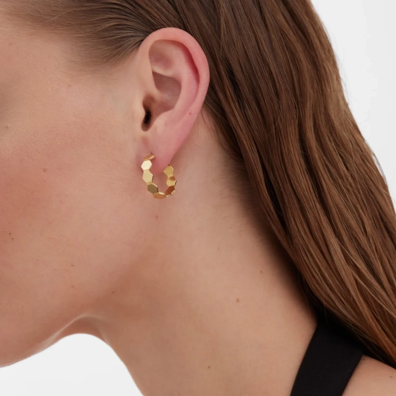 Victoria Cruz Orecchini a cerchio esagonali in argento | Agold